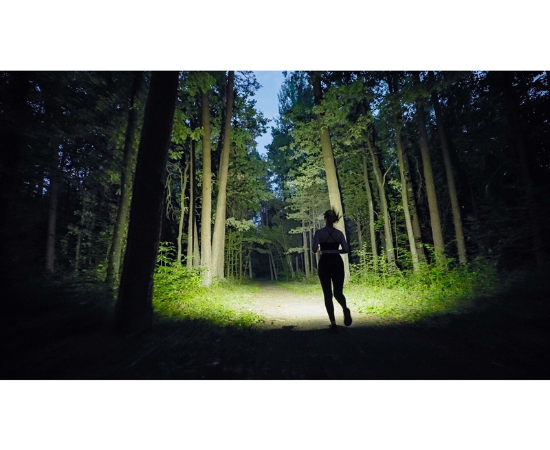 Armytek Wizard C2 Pro Max LR multifunkcionalna punjiva lampa - Image 6